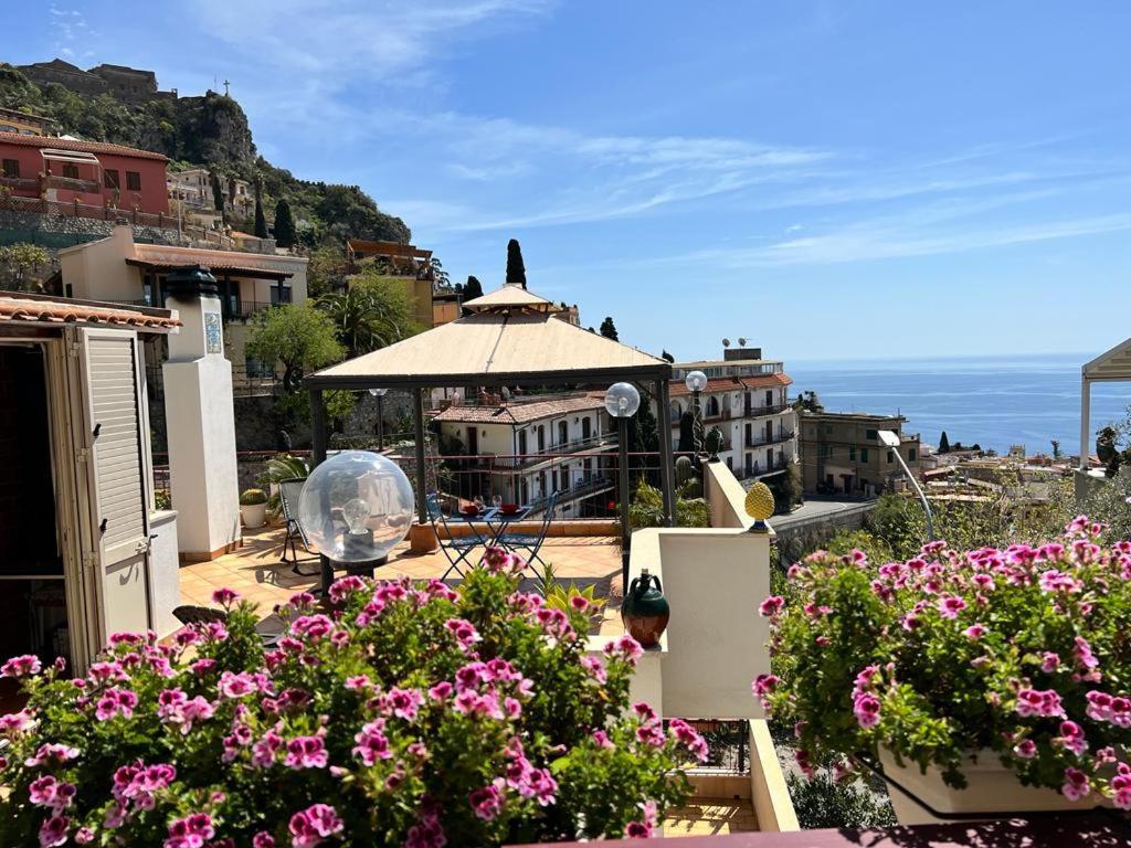 Villa Il Terrazzo Di Marlu à Taormine Extérieur photo